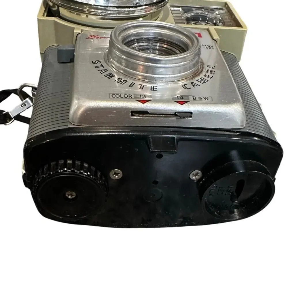Kodak Vintage 'Brownie Starmite' Film Camera Dakon Lens Instruction Book - Picture 3 of 9